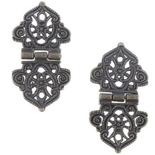 Load image into Gallery viewer, Vintage Alloy Hollow Flower Hinge
